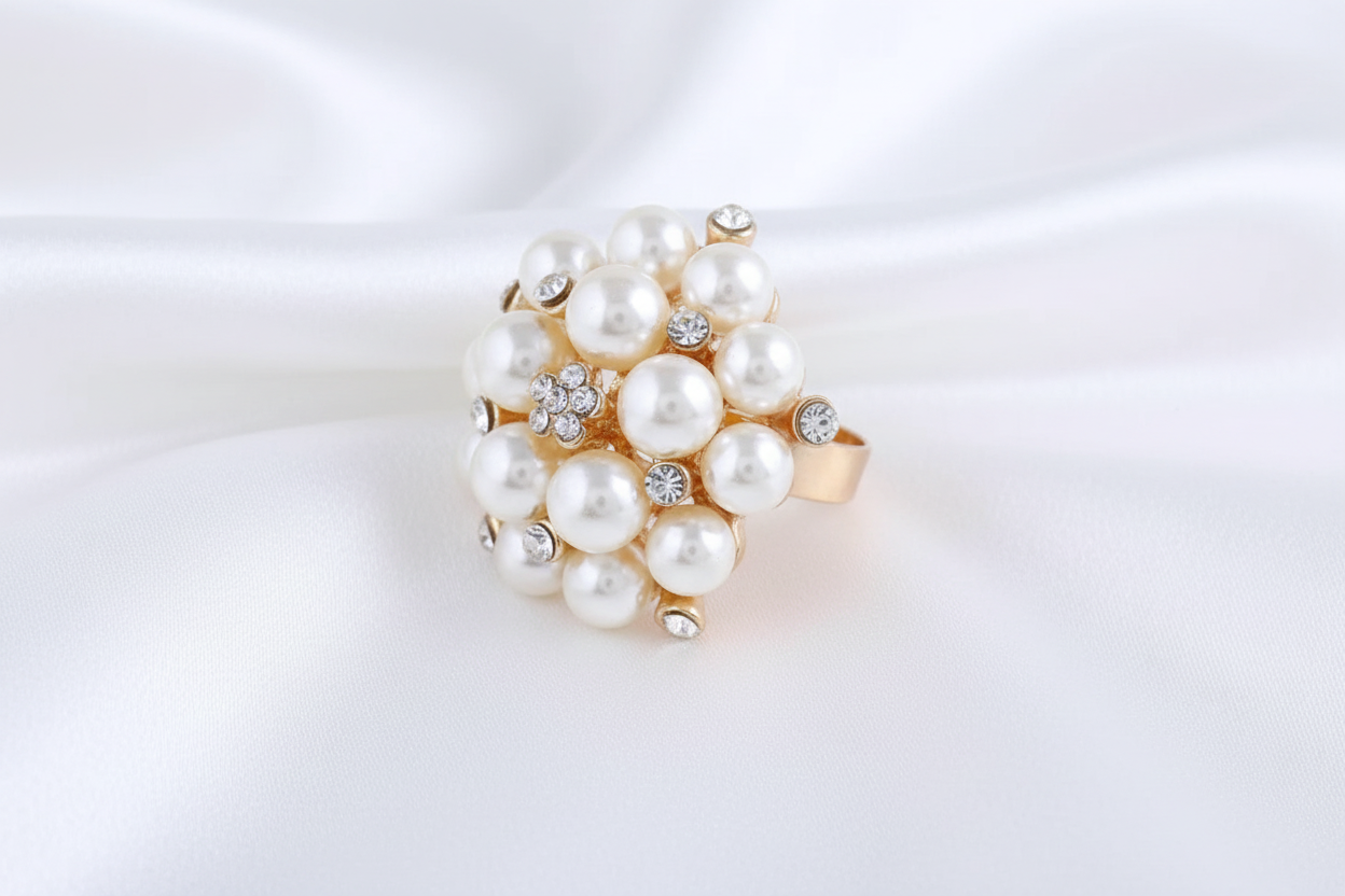 Pearl Cluster Ring