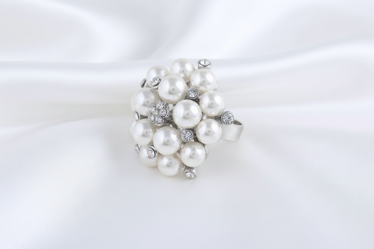 Pearl Cluster Ring